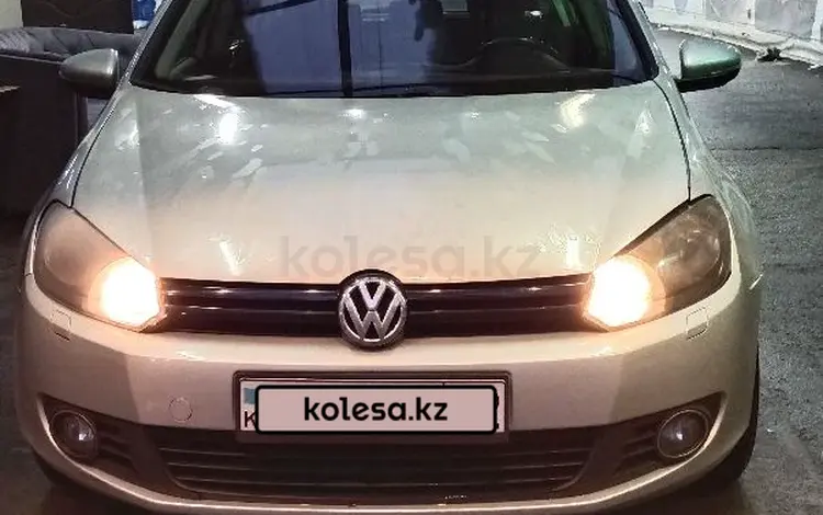 Volkswagen Golf 2011 года за 3 900 000 тг. в Астана