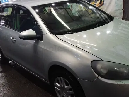 Volkswagen Golf 2011 года за 3 900 000 тг. в Астана – фото 4