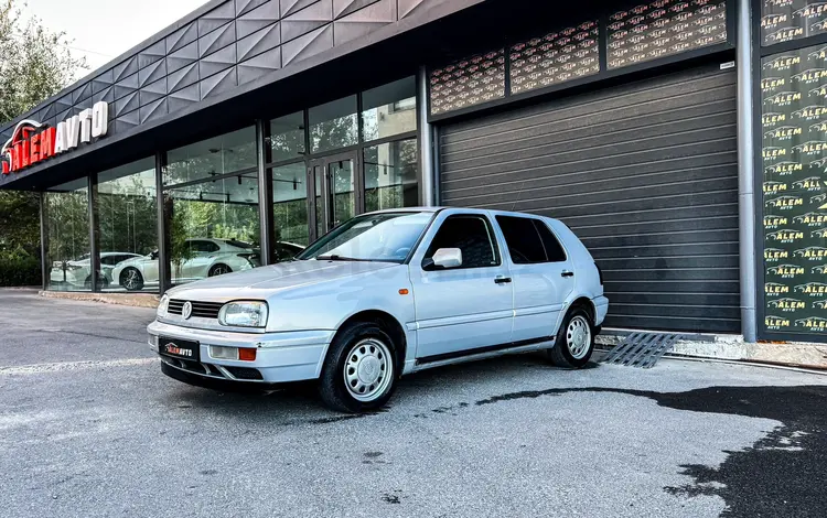 Volkswagen Golf 1997 года за 2 600 000 тг. в Шымкент