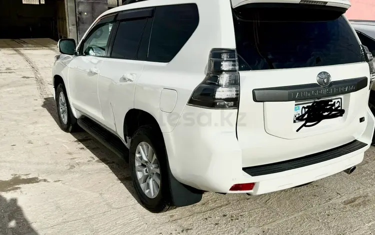 Toyota Land Cruiser Prado 2017 года за 17 500 000 тг. в Актау