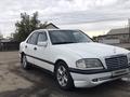 Mercedes-Benz C 180 1994 года за 2 500 000 тг. в Петропавловск – фото 2