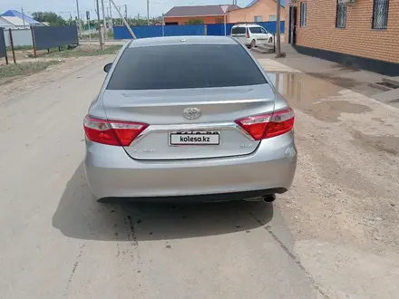 Toyota Camry 2016 года за 5 200 000 тг. в Атырау – фото 14