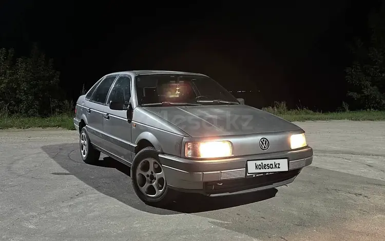 Volkswagen Passat 1991 годаүшін1 500 000 тг. в Павлодар