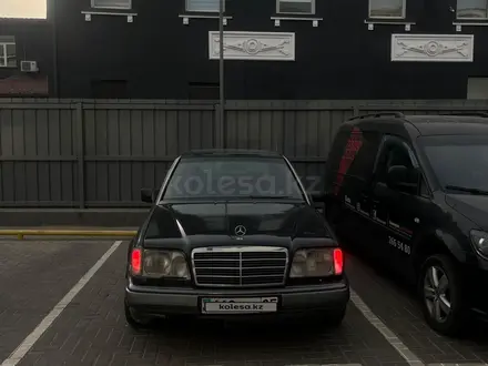 Mercedes-Benz E 280 1995 года за 1 200 000 тг. в Алматы – фото 2