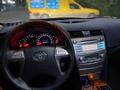 Toyota Camry 2008 года за 7 200 000 тг. в Актобе – фото 7