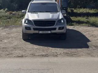 Mercedes-Benz GL 550