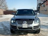 Volkswagen Touareg 2004 годаүшін4 300 000 тг. в Караганда