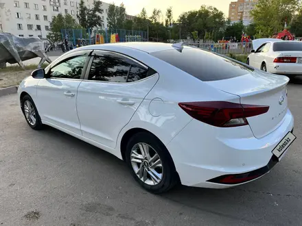 Hyundai Elantra 2020 года за 8 000 000 тг. в Астана – фото 3