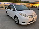 Toyota Sienna 2015 года за 8 400 000 тг. в Алматы – фото 2