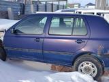 Volkswagen Golf 1996 годаүшін350 000 тг. в Астана – фото 3