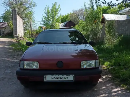 Volkswagen Passat 1991 годаүшін1 900 000 тг. в Есик – фото 2