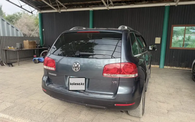Volkswagen Touareg 2007 годаүшін6 300 000 тг. в Алматы