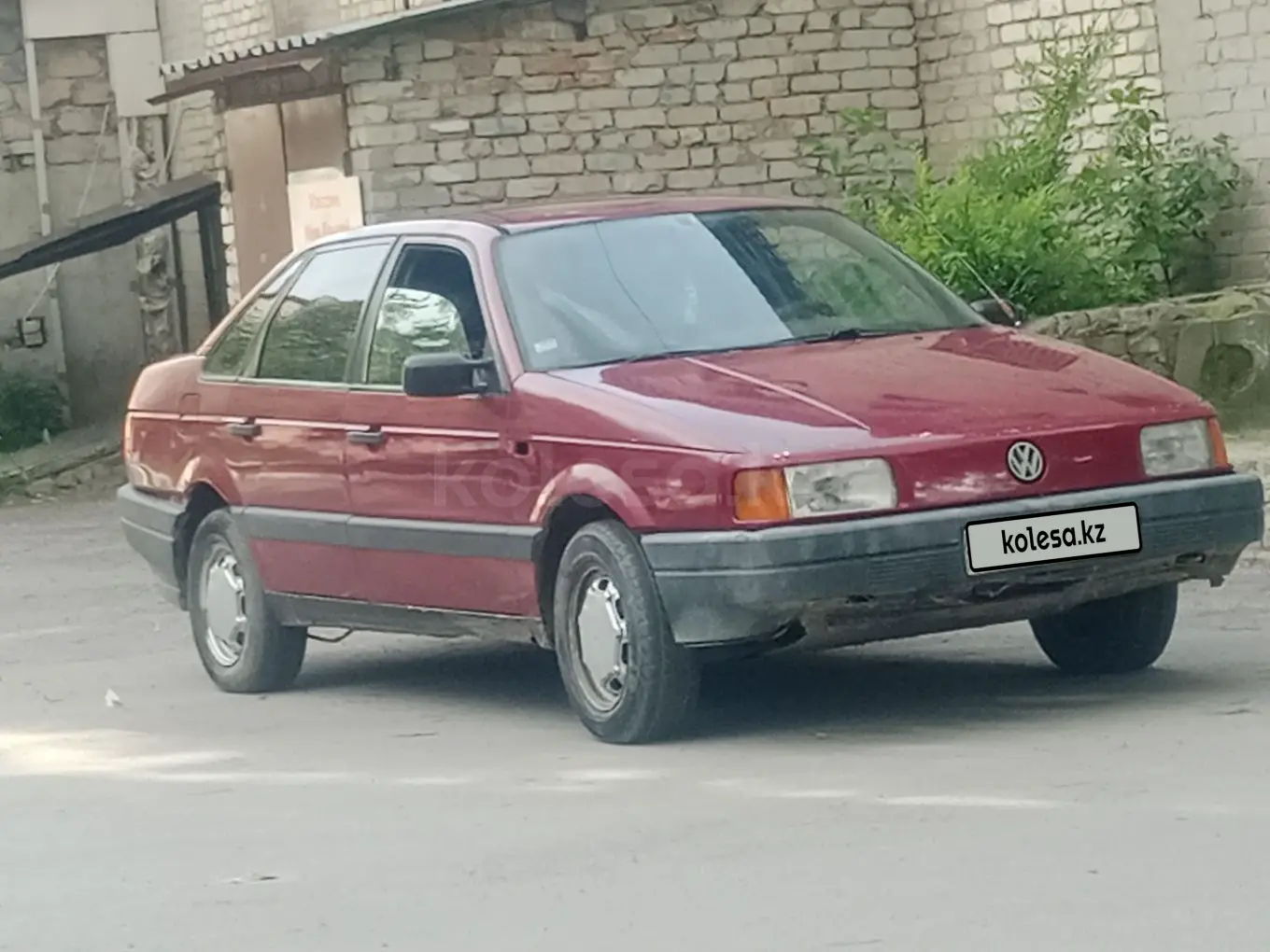 Volkswagen Passat, 1990