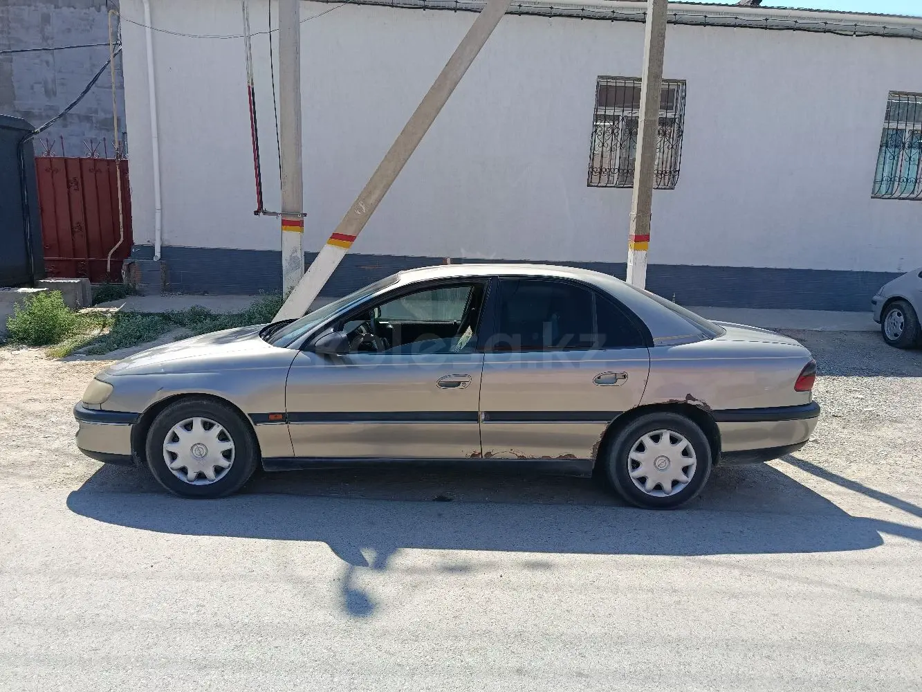 Opel Omega, 1997