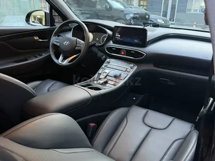 Hyundai Santa Fe 2021 года за 15 500 000 тг. в Шымкент – фото 13