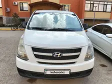 Hyundai H1, 2010
