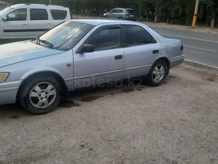 Toyota Camry 1998 года за 2 500 000 тг. в Тараз – фото 3