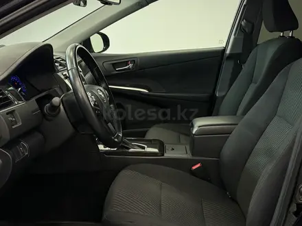Toyota Camry Elegance 2017 года за 9 750 000 тг. в Астана – фото 12