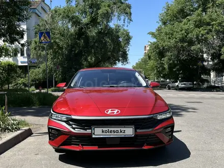 Hyundai Elantra 2025 года за 8 200 000 тг. в Алматы – фото 2