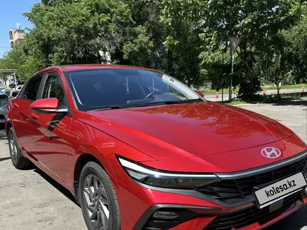 Hyundai Elantra 2025 года за 8 200 000 тг. в Алматы