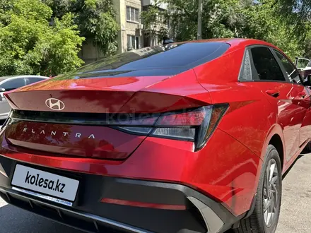 Hyundai Elantra 2025 года за 8 200 000 тг. в Алматы – фото 7