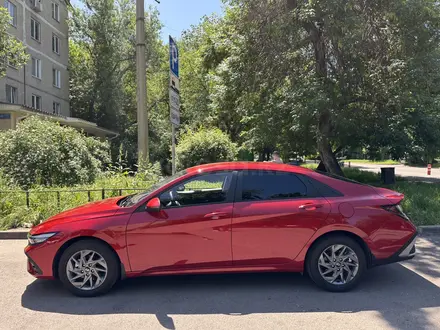 Hyundai Elantra 2025 года за 8 200 000 тг. в Алматы – фото 5