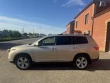 Toyota Highlander 2012 годаүшін10 500 000 тг. в Уральск – фото 3