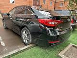 Hyundai Sonata 2017 года за 6 100 000 тг. в Караганда – фото 4