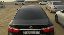 Lexus ES 300h 2014 годаfor11 500 000 тг. в Актау – фото 2