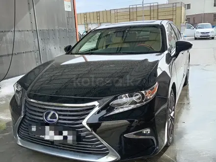 Lexus ES 300h 2014 годаүшін11 500 000 тг. в Актау – фото 3