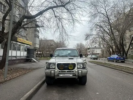 Mitsubishi Pajero 1996 года за 3 500 000 тг. в Алматы – фото 3