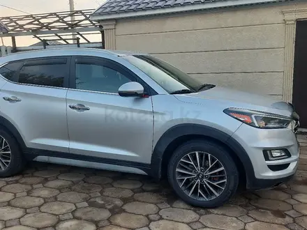 Hyundai Tucson 2019 года за 10 000 000 тг. в Уральск – фото 2