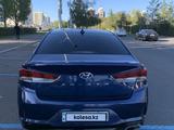 Hyundai Sonata 2018 годаfor7 500 000 тг. в Астана – фото 2