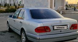 Mercedes-Benz E 230 1996 года за 2 200 000 тг. в Шымкент – фото 4