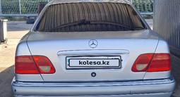 Mercedes-Benz E 230 1996 годаfor2 200 000 тг. в Шымкент – фото 4
