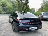 Hyundai Sonata 2021 года за 13 500 000 тг. в Алматы – фото 4