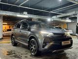 Toyota RAV4 2016 года за 12 600 000 тг. в Алматы – фото 5