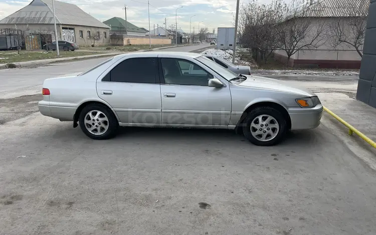 Toyota Camry 2001 годаfor3 700 000 тг. в Шымкент