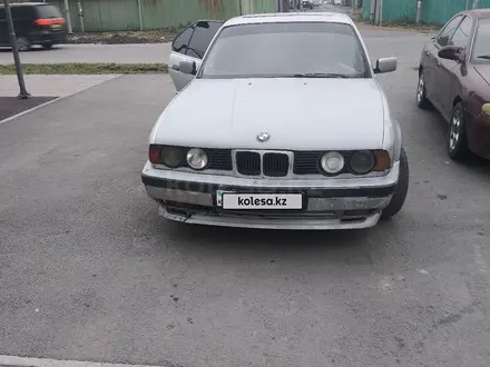 BMW 525 1990 года за 1 100 000 тг. в Алматы