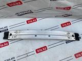 Усилитель переднего бампера Lexus ES 2018 2025 (оригинал) за 10 000 тг. в Алматы