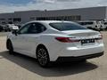 Toyota Camry Luxe 2025 года за 23 190 000 тг. в Актобе – фото 6