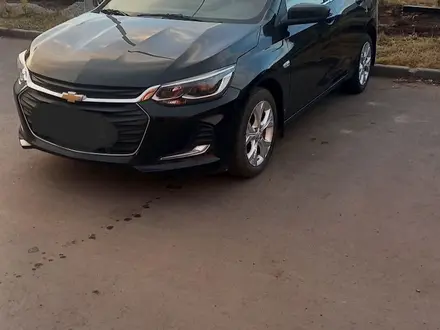 Chevrolet Onix 2023 года за 5 200 000 тг. в Костанай – фото 2
