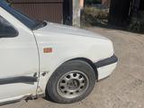 Volkswagen Golf 1993 года за 850 000 тг. в Алматы – фото 4