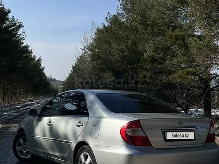 Toyota Camry 2002 года за 5 700 000 тг. в Алматы – фото 2