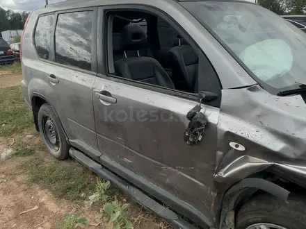 Nissan X-Trail 2008 года за 11 000 тг. в Уральск – фото 3