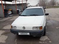 Volkswagen Passat 1988 года за 800 000 тг. в Алматы