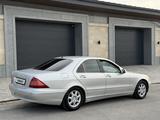Mercedes-Benz S 320 1999 года за 4 500 000 тг. в Шымкент – фото 2