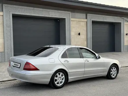 Mercedes-Benz S 320 1999 года за 4 500 000 тг. в Шымкент – фото 2