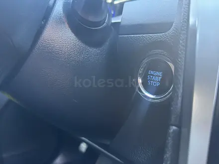 Toyota Camry 2015 года за 9 800 000 тг. в Актобе – фото 17