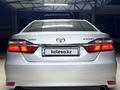Toyota Camry 2015 годаүшін9 800 000 тг. в Актобе – фото 2